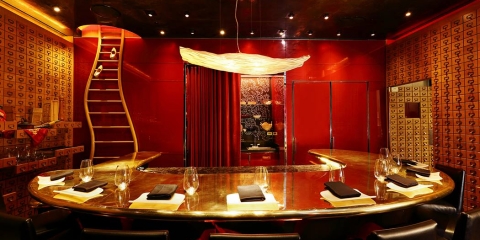 é by José Andrés Cosmopolitan