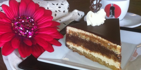 Beau Monde Bakery Off Strip