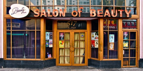 Beauty Bar Fremont East Entertainment District