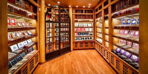 Casa Fuente  Forum Shops