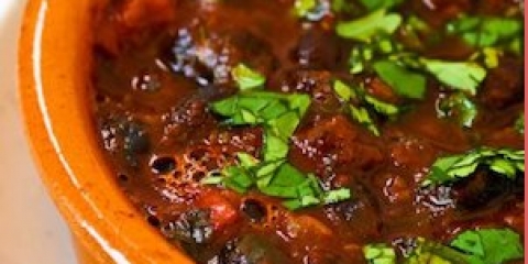 Rainbow's End Natural Foods Off Strip