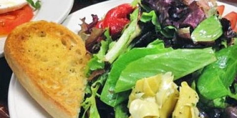 Roma II Restaurant & Deli Off Strip