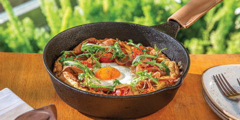 Salt & Ivy Café and Patio Bar Aria