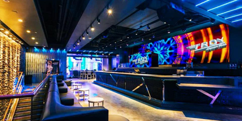 Troy Liquor Bar Golden Nugget