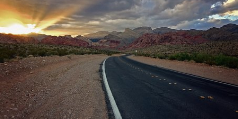 How arduous is the drive from Las Vegas to Lake Tahoe? 