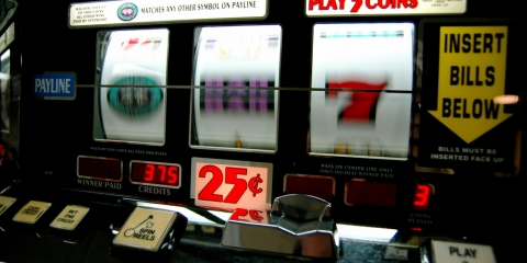 Which casino had the first slot club?