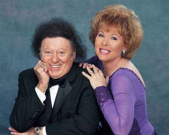 marty-allen-new-view-photos-002-570